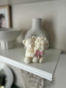 Świeca Miś z kwiatami Walentynki Urodziny