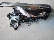 Reflektor prawy bi-xenon LED astra j IV rozbity na części 1ZT010012-02