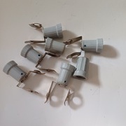 Uchwyty do wstrząsarki amalgamatu.