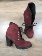 Bordowe zamszowe botki na obcasie 39