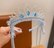 Korona Elsy niebieska Magiczna Opaska dla Małej Królowej Lodu nowa