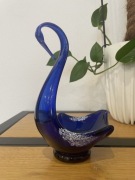 Szklany łabędź 20,5cm figurka kobaltowy szkło PRL świecznik miska nie wazon