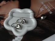 Piękny łańcuszek z kolczykami