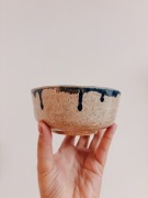 Mała miska handmade na przekąski rękodzieło ceramika home hm hk living