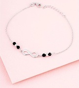 Srebrna bransoletka z znakiem nieskończoności