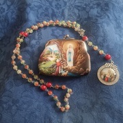 Szklany Różaniec z Fatimy+ etui na różaniec jak na zdjęciu.