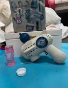 Pistolet na banki mydlane automatyczny maszyna do baniek swiatto led + ptyn