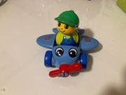 LEGO SAMOLOT Z PILOTEM 