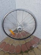 Koło z prądnica shimano 24 cale
