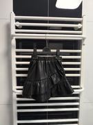 Spódniczka dla dziewczynki z imitacji skóry Sinsay rozmiar 104 cm