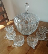 Kryształowa zastawa do ponczu