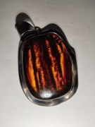 Duży Srebrny Wisior z Naturalnym Bursztynem 