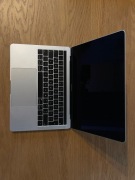 Apple MacBook Pro