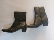 Buty  40 czarne wysokie koturn eleganckie