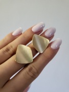 Kolczyki geometryczne matowe sztyft minimalistyczne eleganckie casual