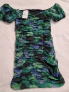 Sukienka letnia  nowa z metka ,roz.S . Marki Stradivarius 