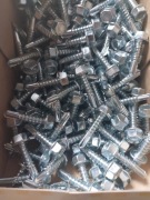 Wkręt samowiercący farmer 5,5x22 sw8 ocynk 500szt