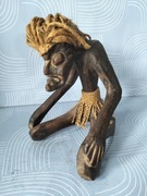 Drewniana figurka afrykański czarodziej 