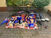 Części Yamaha R6 Rj15 Owiewki Lampa Klamki Dekielek