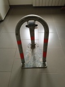 Solidna blokada parkingowa na klucz 