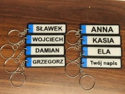 Breloki z dowolnym napisem 