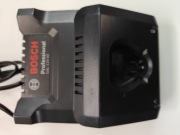 BOSCH Ładowarka wielonapięciowa GAL 12V-40  