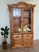 witryna sosnowa elegancka solidna drewniana rustykalna wiejska