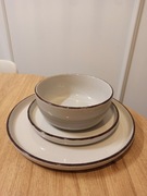 Zestaw obiadowy na 8 osób (24 elementy), ceramiczny, beżowy