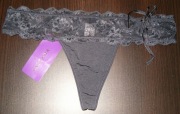 damskie stringi Lascana 34 / 36 majtki koronkowe