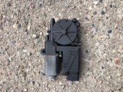 Silniczek szyby Nissan primera