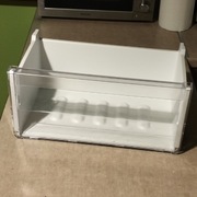 Szuflada zamrażarki Indesit LR8 S2 W B W10713840