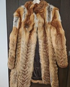 Futro z rudego lisa że stójką 