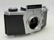 Exakta VX 500  bardzo ładna do przeglądu i konserwacji