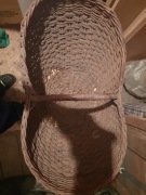 Duży kosz wiklinowy