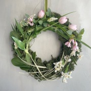 Wianek wiosenny wielkanocny świąteczny sztuczny na drzwi 38 cm