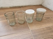 ZESTAW 4 SZT. SZKLANEK MUSZTARDÓWEK Z OKRESU PRL.