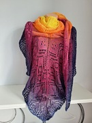 Ażurowa chusta energetyczne kolory. 