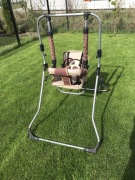 Huśtawka dziecięca domowa na stelażu 