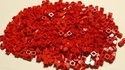700 szt klocków: czerwony zaokrąglony skos 1x1x2/3, LEGO 49307, nowe