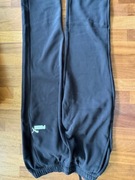 Spodnie dresowe Puma ESS LOGO czarne bawełna L 586718 01 