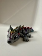 Wilk z kryształowym grzbietem – figurka dekoracyjna / kolekcjonerska 20 cm