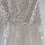 Używana Suknia ślubna z kryształkami 38-40 Krój A