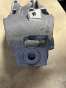 Wspornik silnika lewy, łapa silnika BMW G30 530e