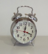 Budzik Perfect analogowy klasyczny