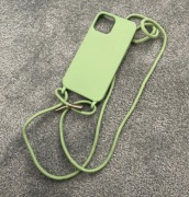 Etui iPhone 12 zielony 