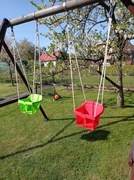 Huśtawki dziecięce kubełkowe trzy sztuki