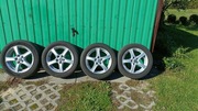 Komplet opon letnich 205/55/R16 na felgach aluminiowych WW Golf Plus TSI.