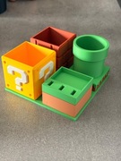 Organizer biurkowy Super Mario – retro styl + porządek na biurku!