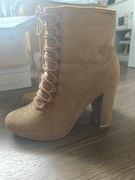 Botki, buty na obcasie 