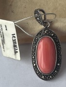 Zawieszka vintage z koralem i markazytami